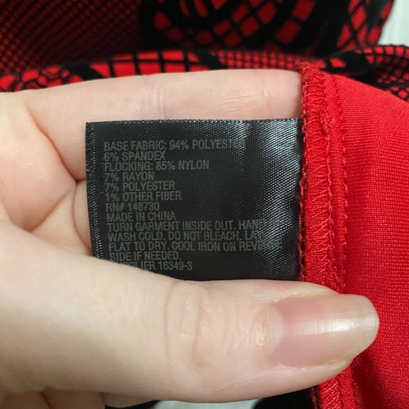 Worthington Red and Black Graphic Midi Dress - Picture 5 of 5